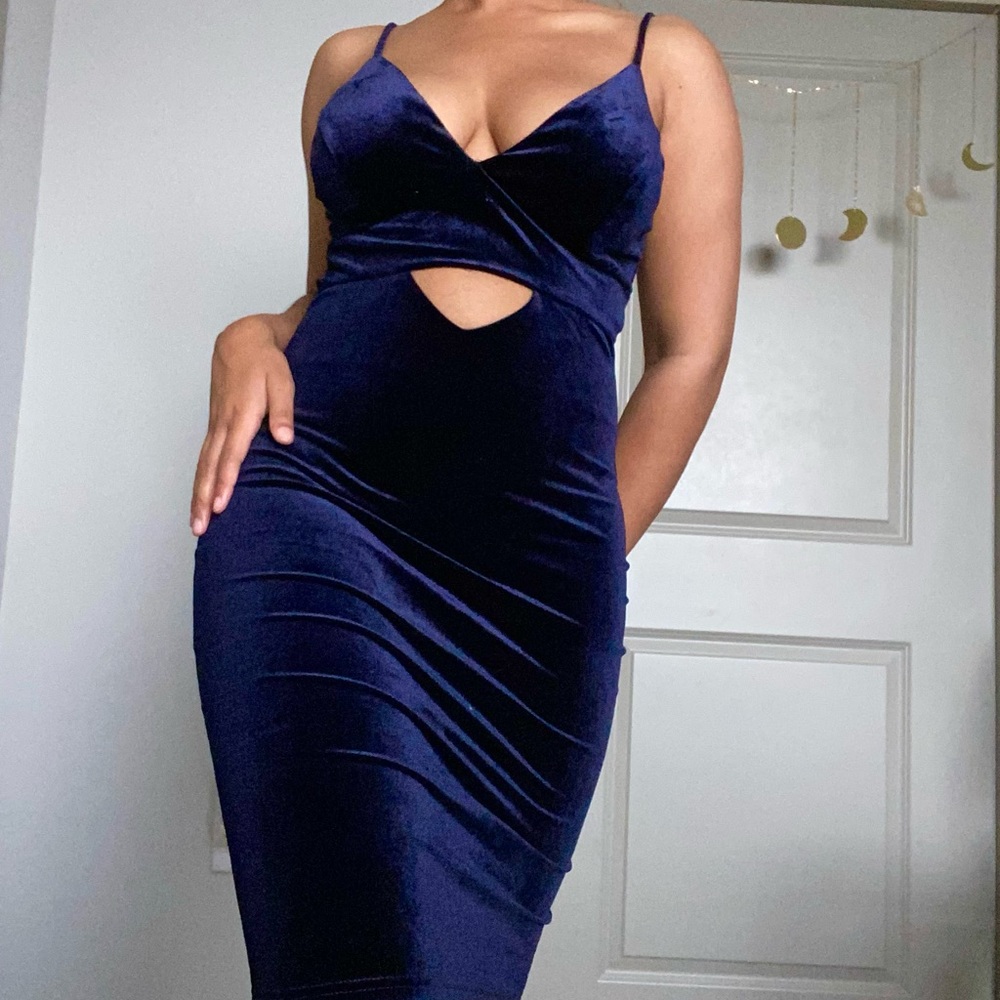 velvet bodycon dress